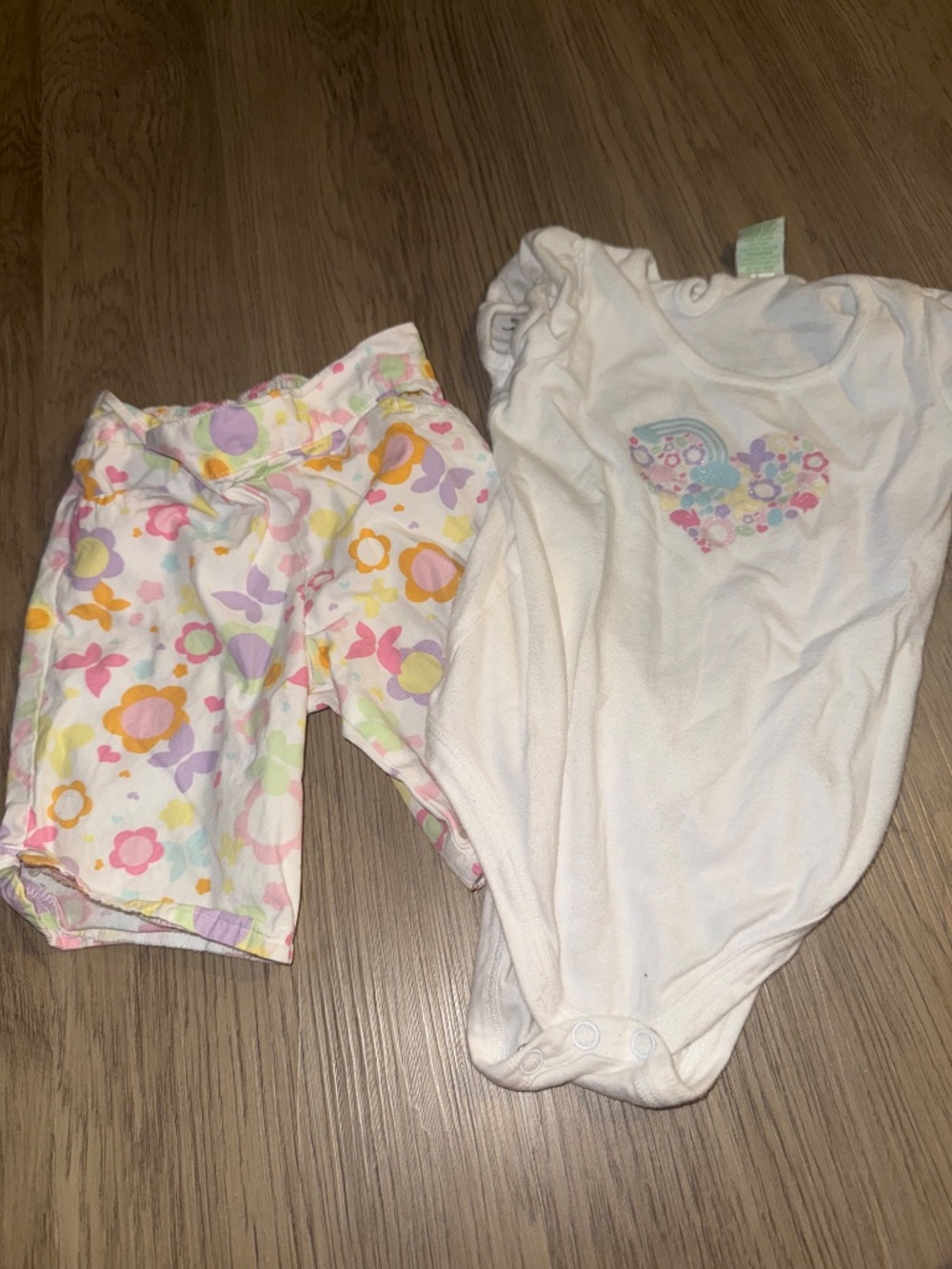 Baby Girls Clothing Lot 12M 24M Floral Pants Heart Bodysuit Pastel Spring
